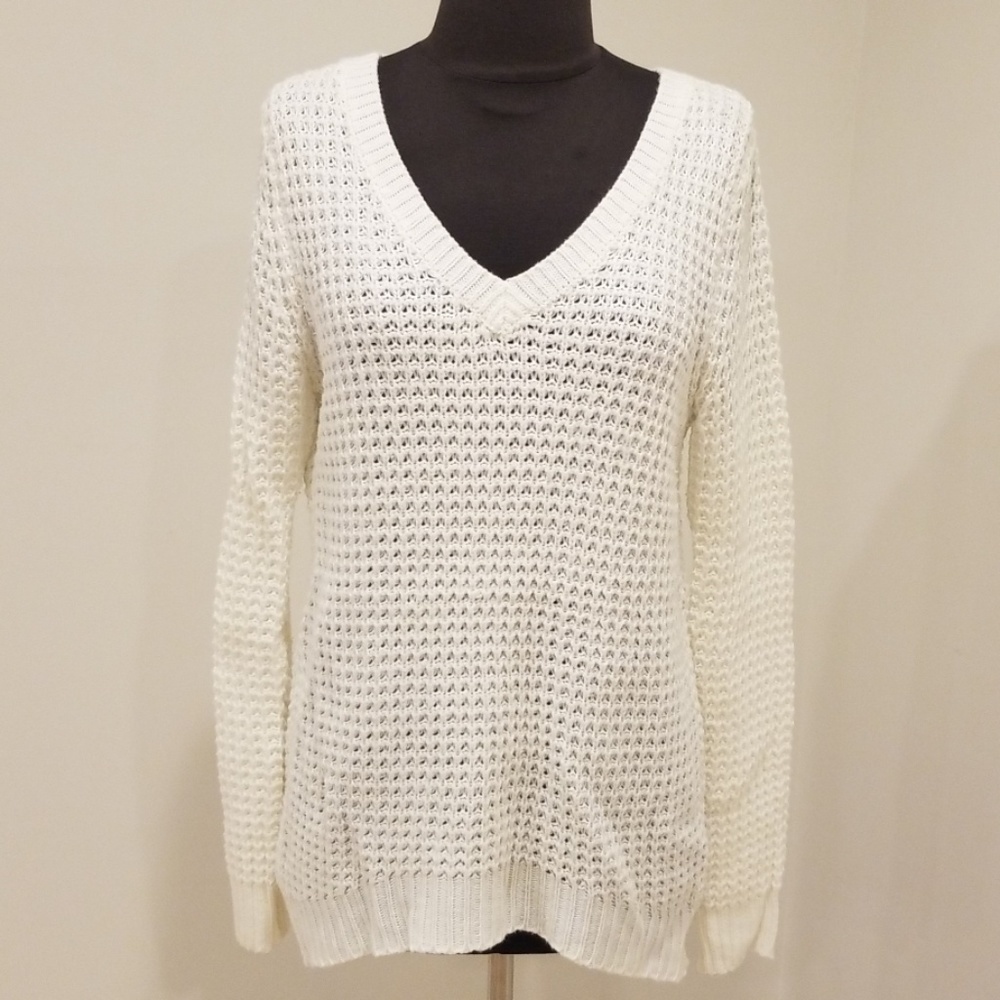 RUE 21 Cream Knit Size L V-Neck Sweater